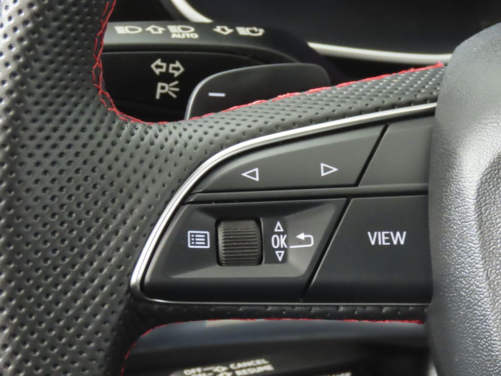 Thumbnail: 2025 Audi Q3 - 17