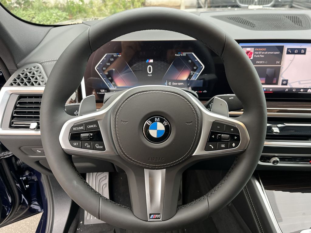 Thumbnail: 2026 BMW X6 - 14