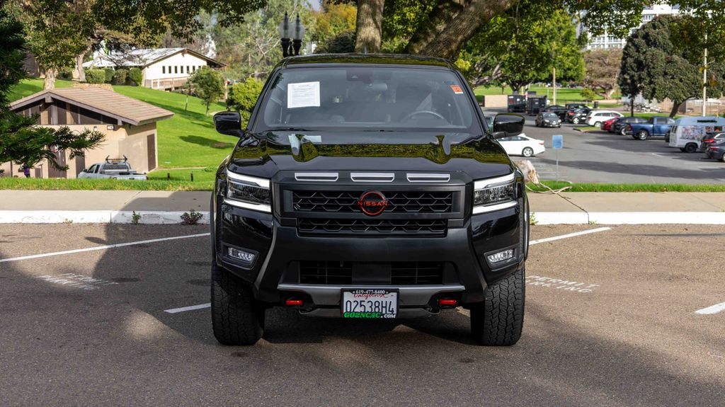 Used 2025 Nissan Frontier PRO-4X 4D Crew Cab