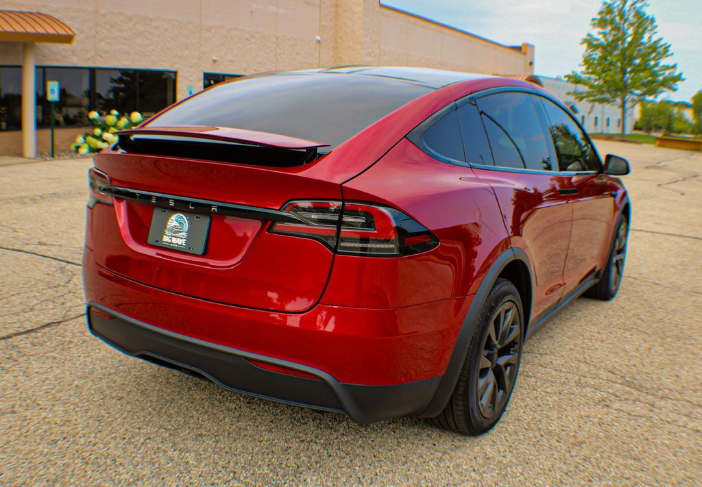 Exterior 8