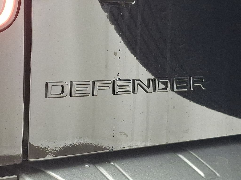 Thumbnail: 2026 Land Rover Defender - 22