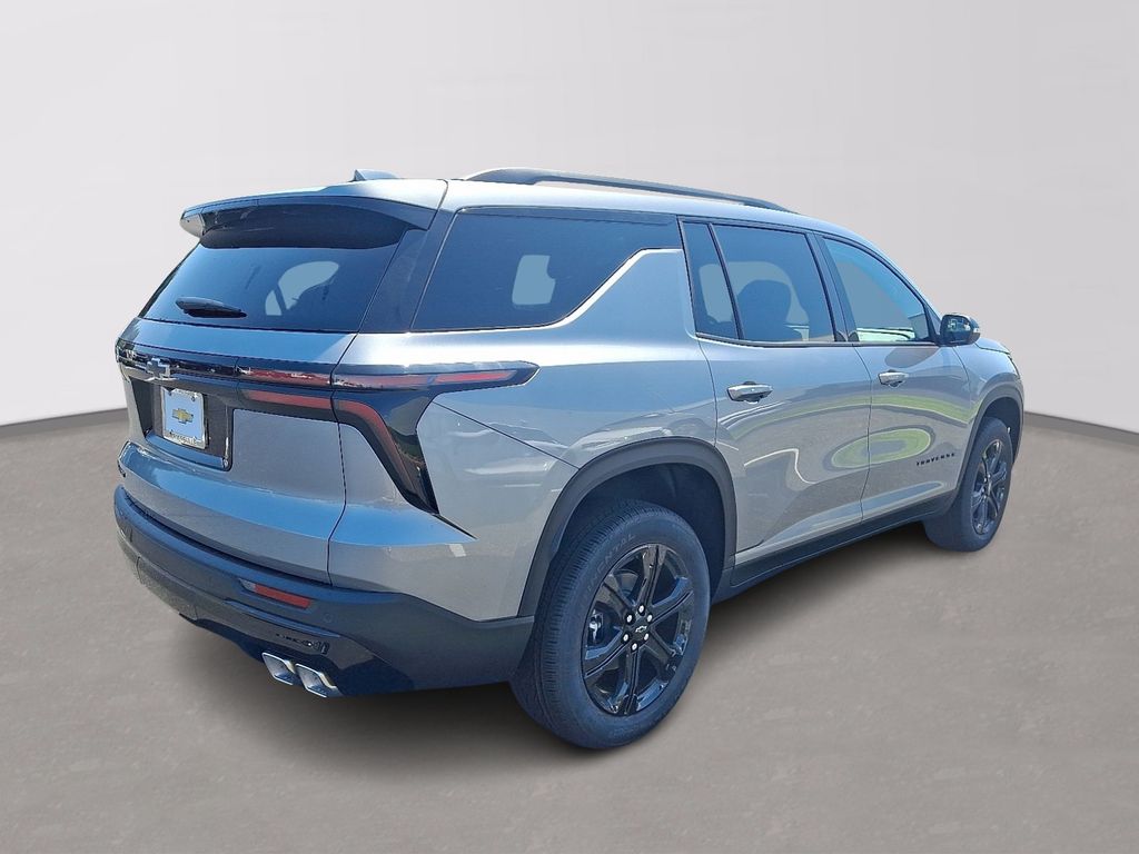 Thumbnail: 2027 Chevrolet Traverse - 4