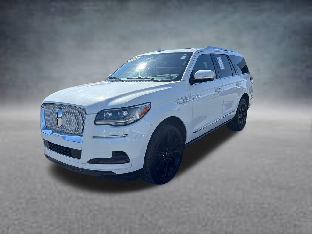 White Metallic 2023 Lincoln Navigator SUV / Crossover Four-Wheel Drive Automatic
