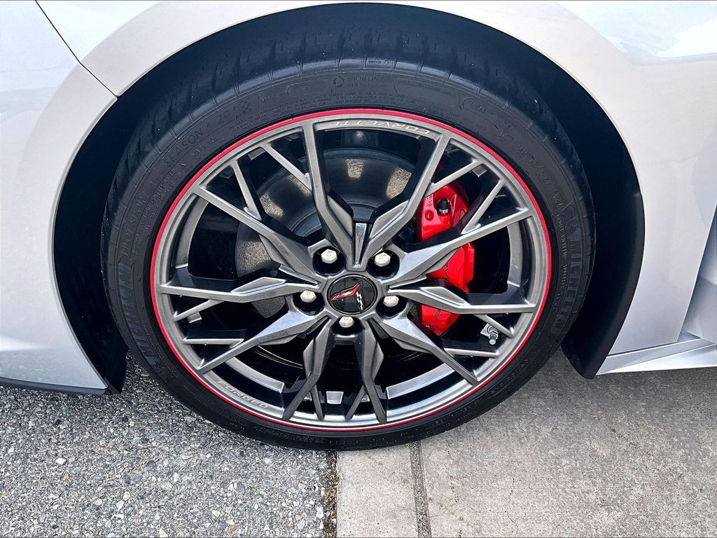 2024 Chevrolet Corvette — photo 7
