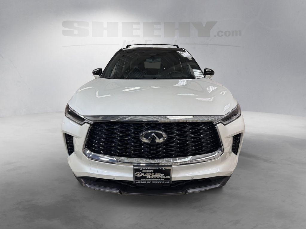 Used 2025 Black INFINITI Autograph image 16