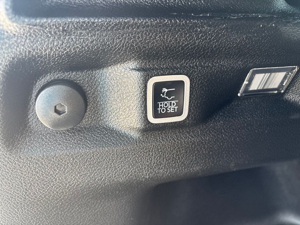 Used 2024 Jeep Grand Cherokee L SUV