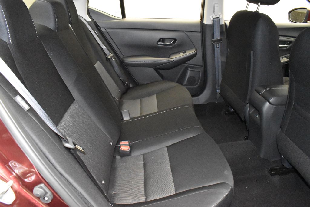 2025 Nissan Sentra SV 29