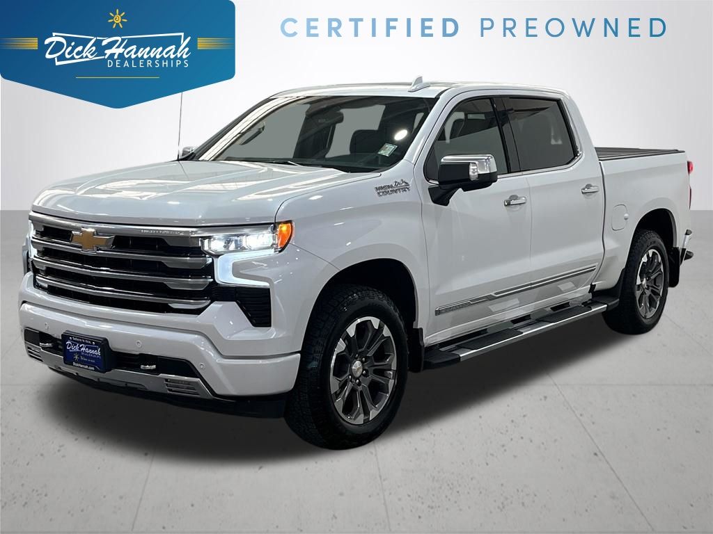 White (Iridescent Pearl Tricoat) 2025 Chevrolet Silverado 1500 Pickup Truck Four-Wheel Drive Automatic
