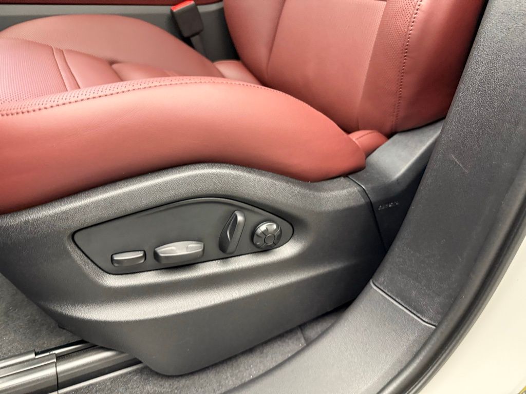 Thumbnail: 2026 Porsche  - 20