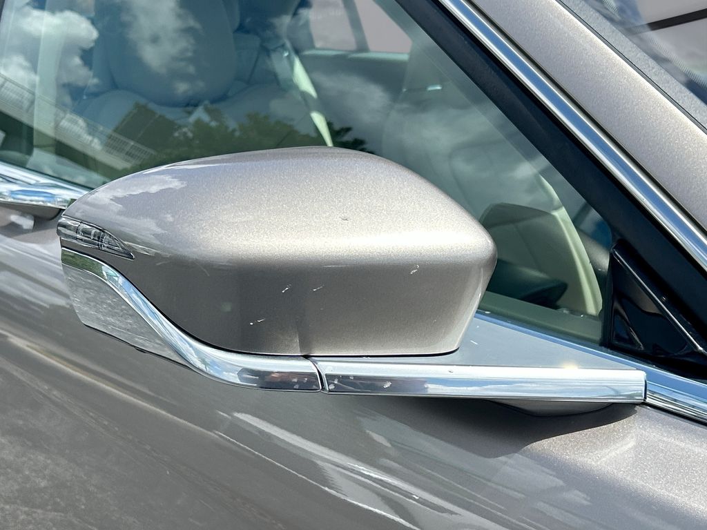 Thumbnail: 2020 Lincoln Continental - 10