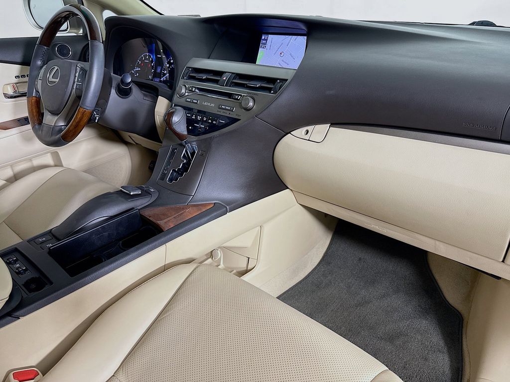Thumbnail: 2015 Lexus RX - 29