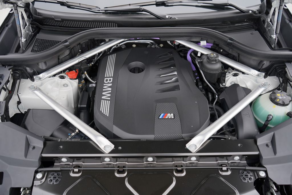 Thumbnail: 2026 BMW X6 - 21