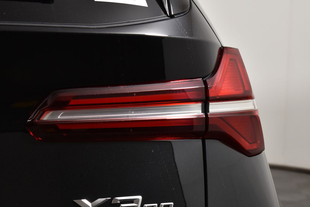 Thumbnail: 2026 BMW X3 - 13