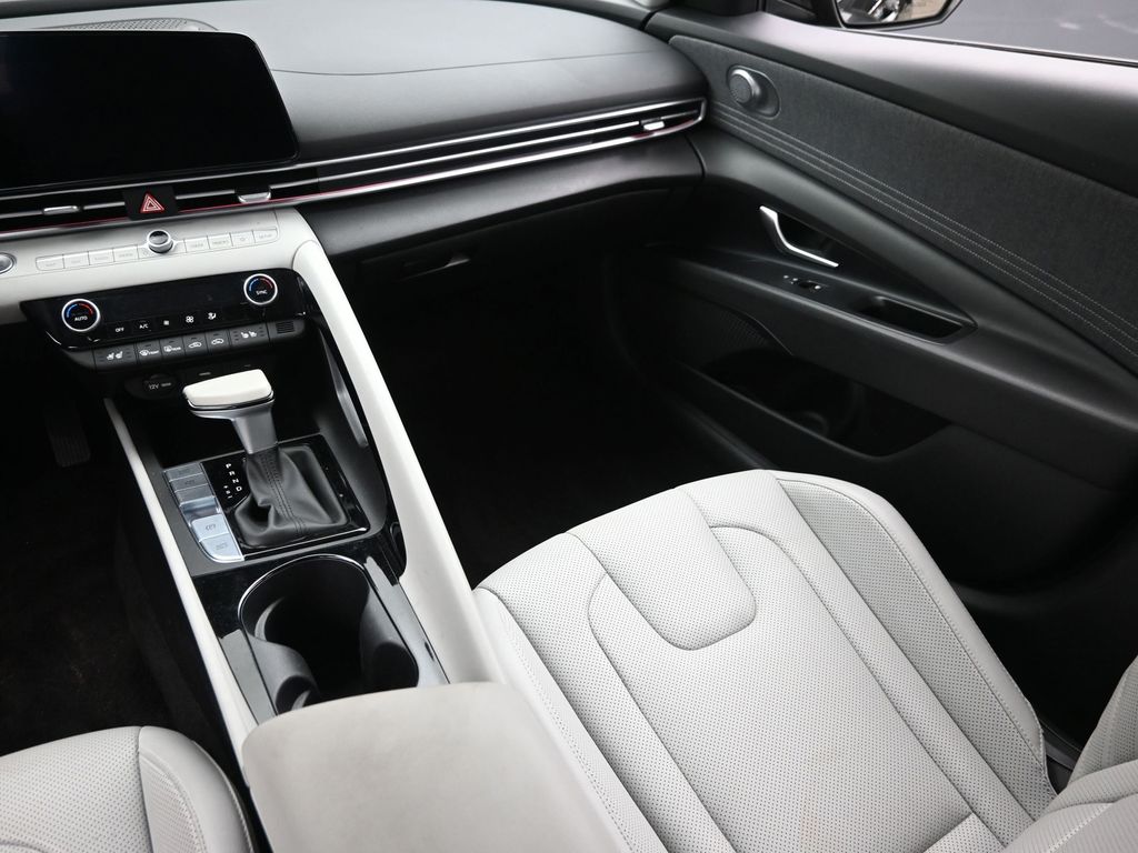 Certified Used 2025 Black Hyundai Limited image 12