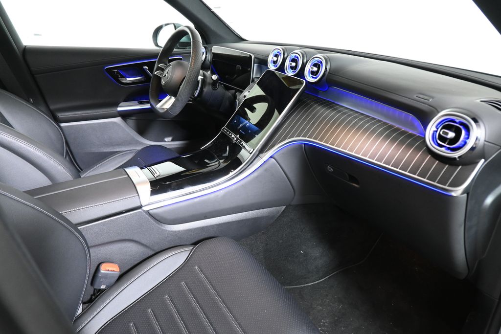 Thumbnail: 2026 Mercedes-Benz GLC - 26