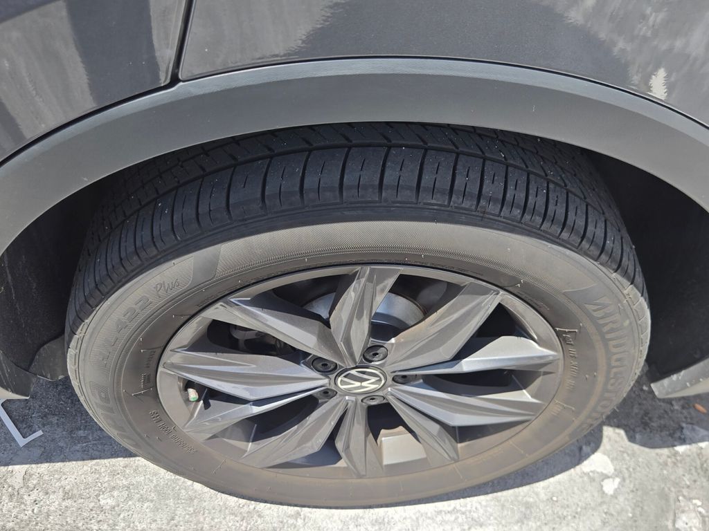 2024 Volkswagen Tiguan - $21,590