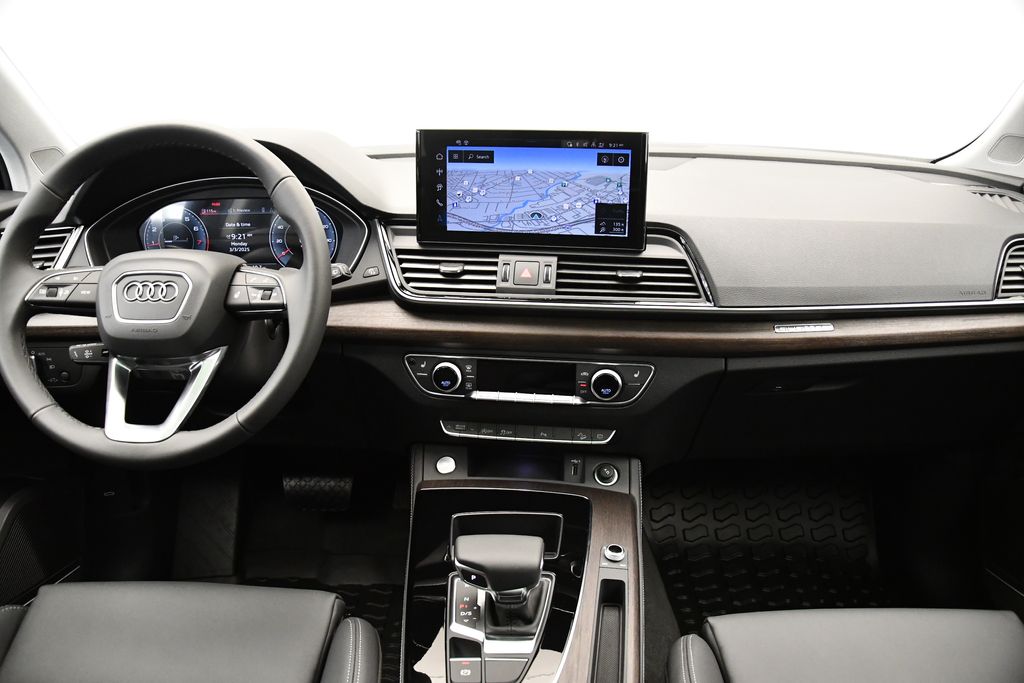 Thumbnail: 2025 Audi Q5 - 20