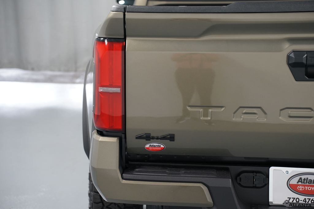 Thumbnail: 2025 Toyota Tacoma - 10