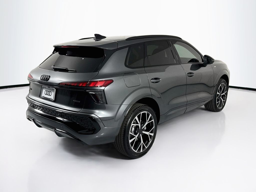 Thumbnail: 2026 Audi Q3 - 5