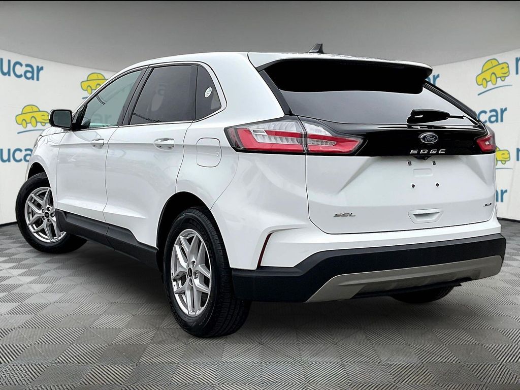 2023 Ford Edge — photo 4