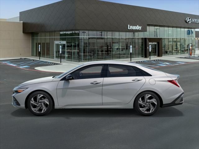2025 Hyundai Elantra Sport 3