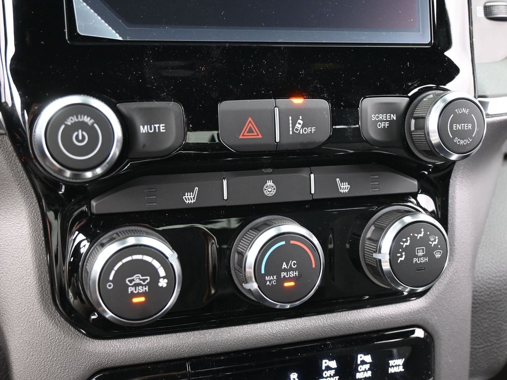 New 2026 Bright White Clearcoat Ram Big Horn/Lone Star image 22