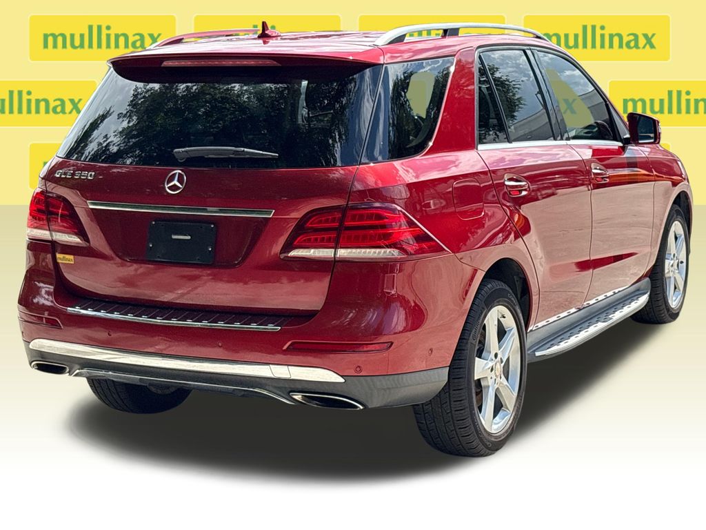 Used 2016  Mercedes-Benz GLE 350 image 4