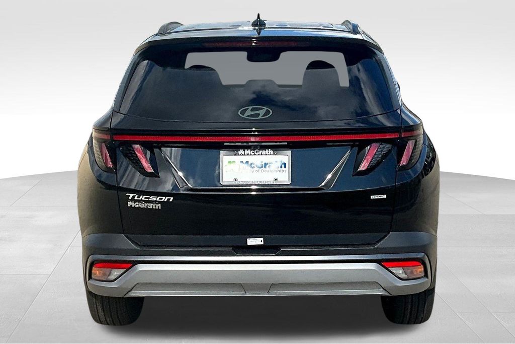 New 2026 Black Hyundai SEL Premium image 4