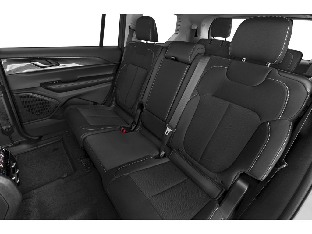2023 Jeep Grand Cherokee L Limited Gray at South Hills CDJR