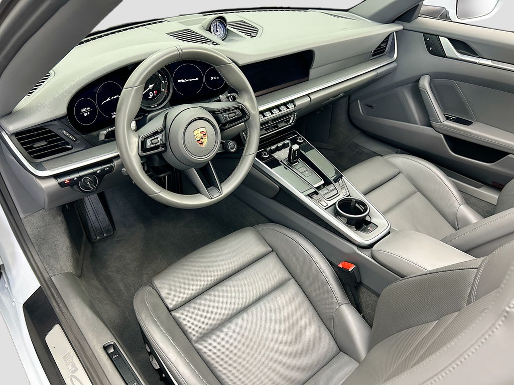 Thumbnail: 2023 Porsche 911 - 4