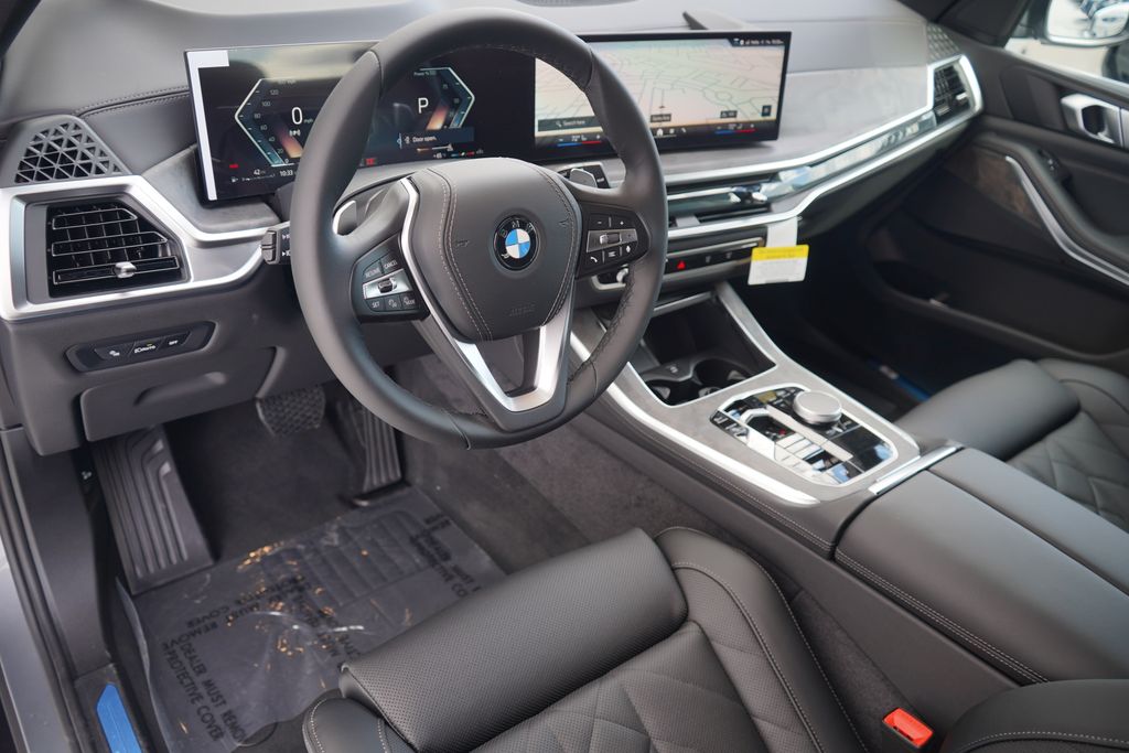 Thumbnail: 2026 BMW X5 - 11