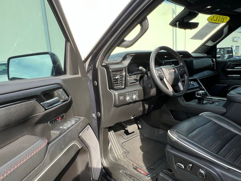 Thumbnail: 2023 GMC Sierra 1500 - 22