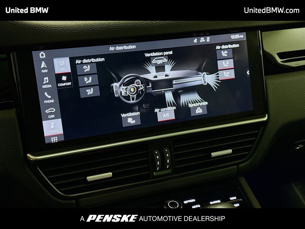 Thumbnail: 2019 Porsche Cayenne - 11