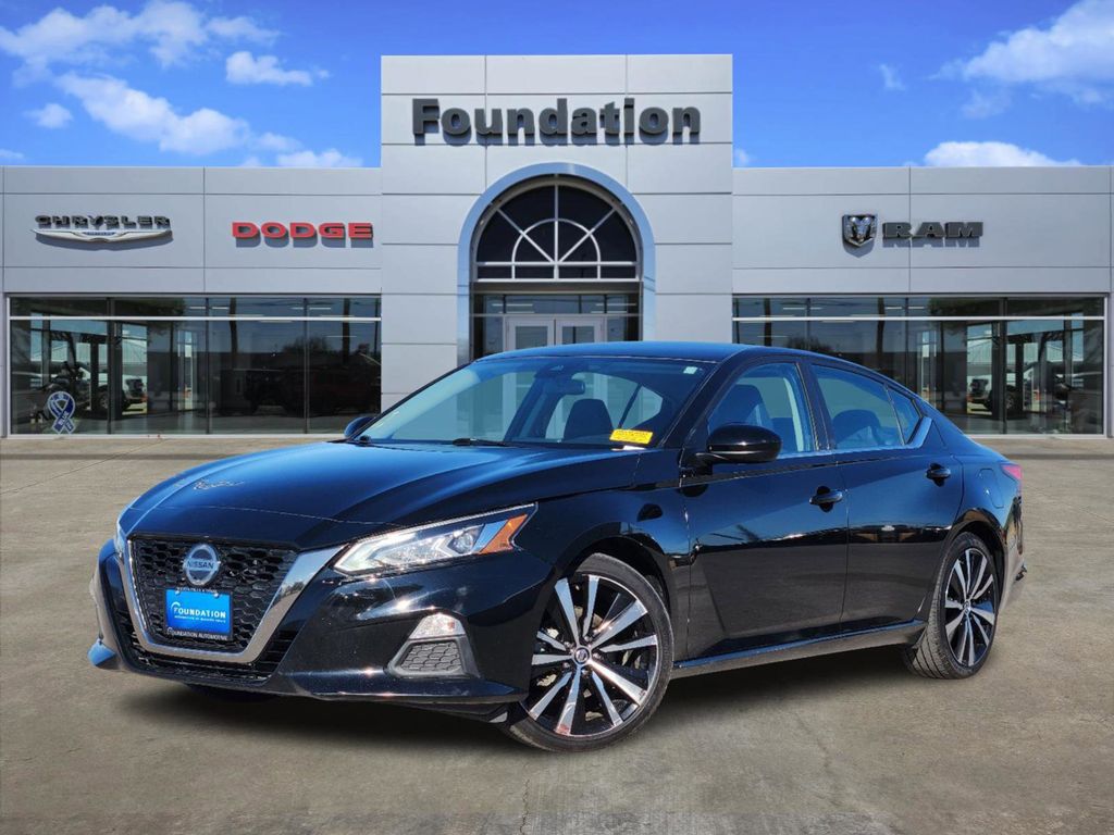 2021 Nissan Altima 2.5 SR 1