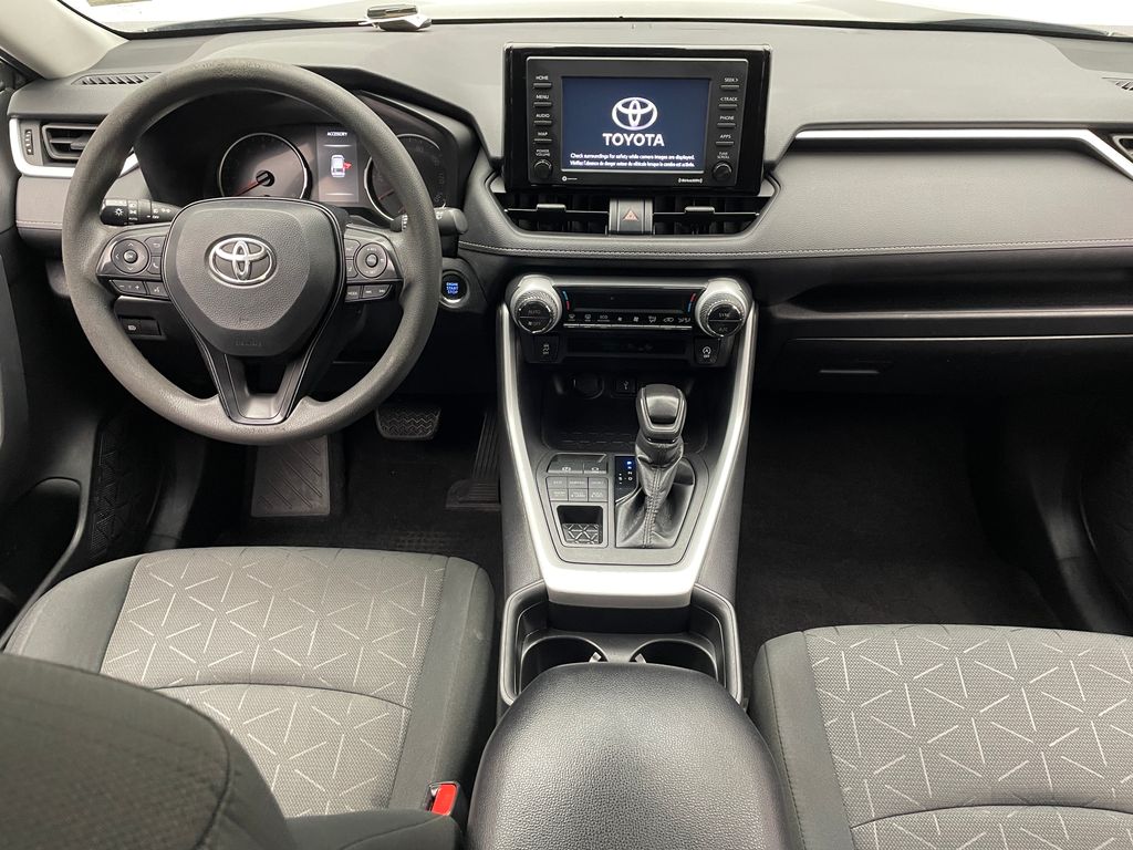 Thumbnail: 2021 Toyota RAV4 - 19