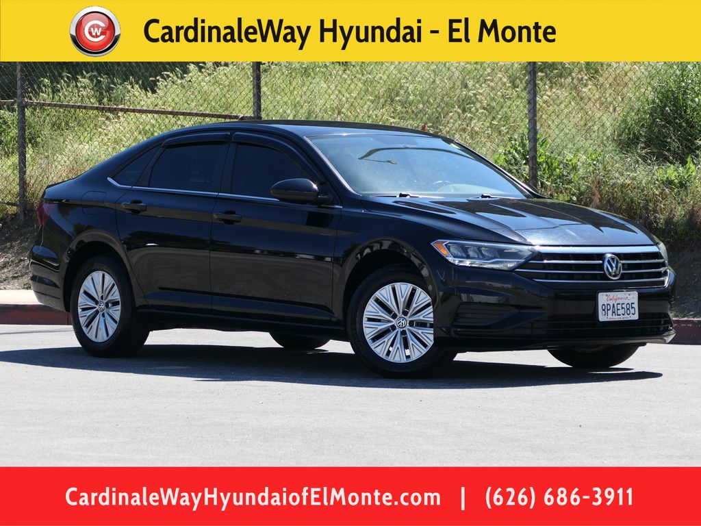 2019 Volkswagen Jetta R-Line FWD