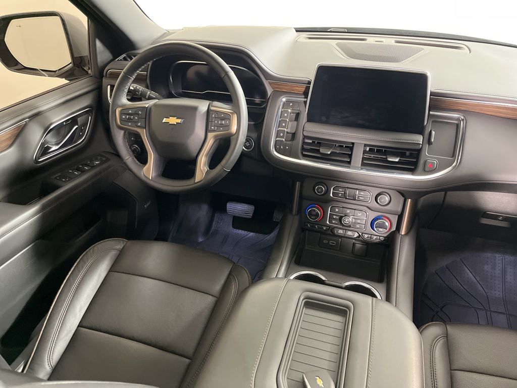 Thumbnail: 2023 Chevrolet Tahoe - 17