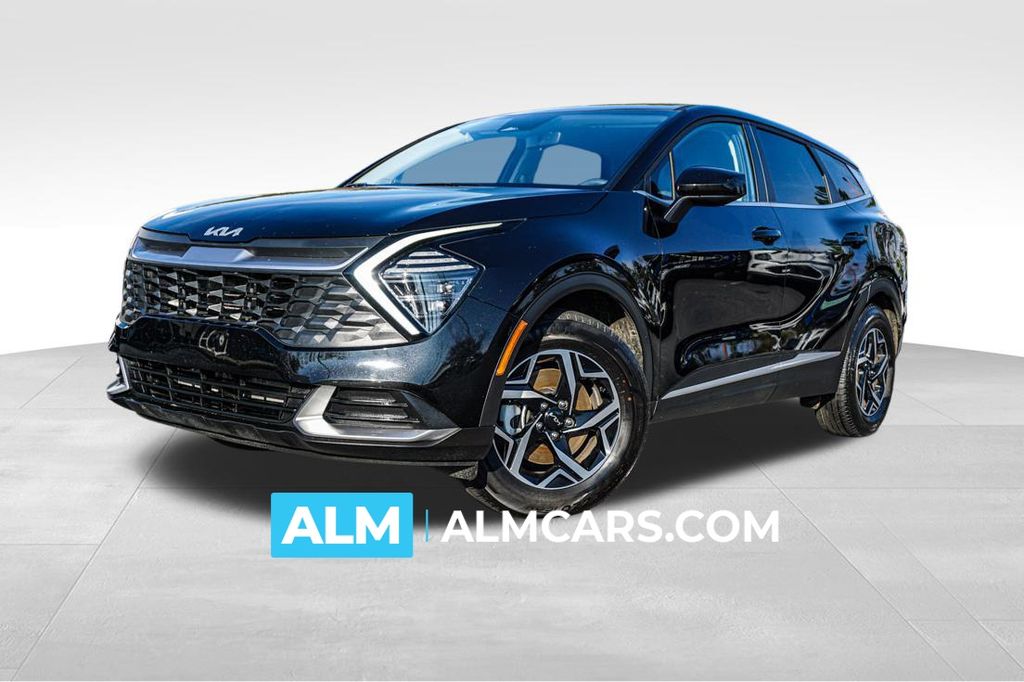 2024 Kia Sportage LX's photo