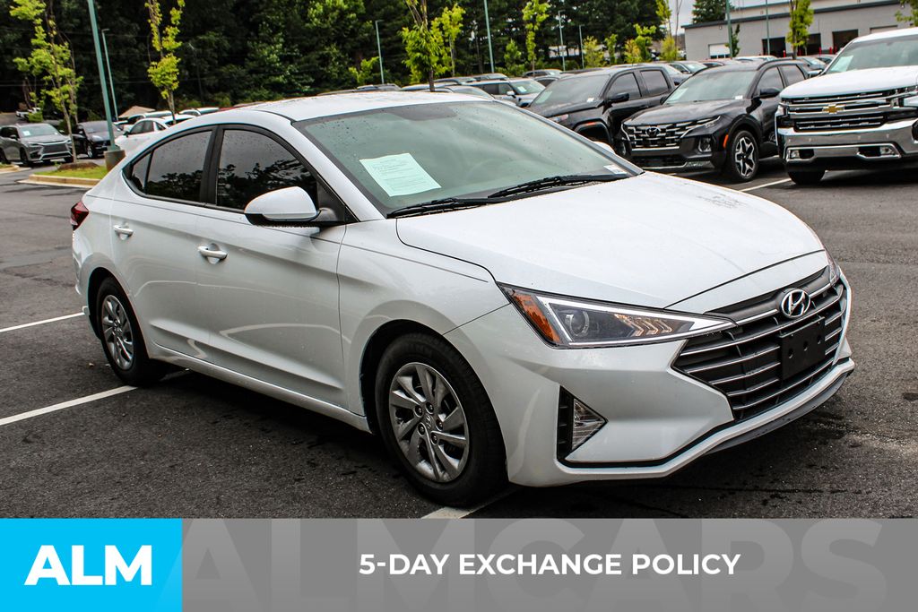 2019 Hyundai Elantra SE photo 3