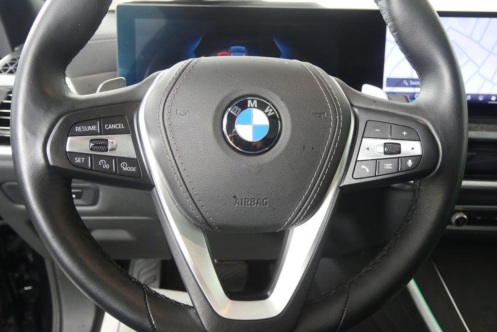 Thumbnail: 2025 BMW X5 - 21