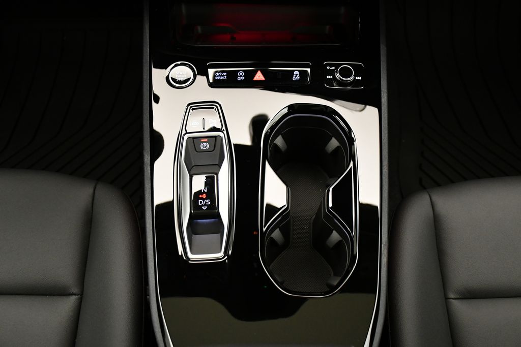 Thumbnail: 2025 Audi A5 - 26