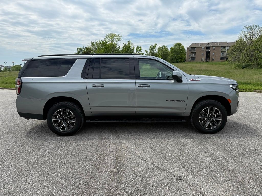 2023 Chevrolet Suburban Z71 - Photo 21