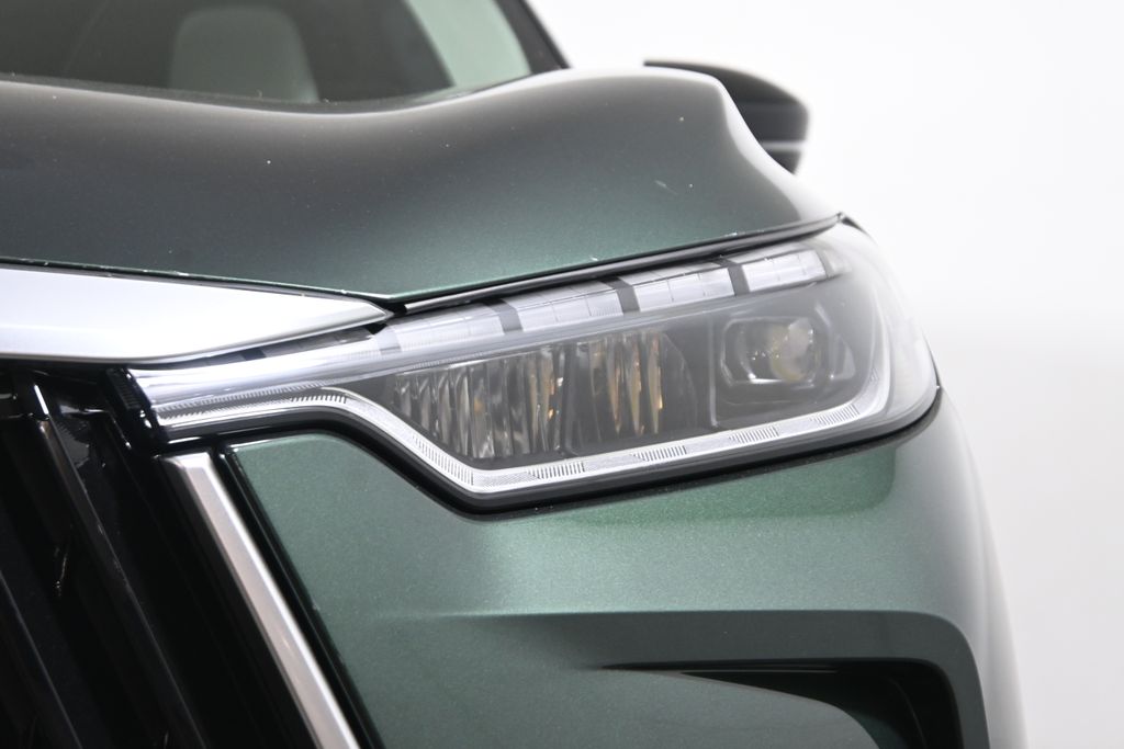 Thumbnail: 2027 INFINITI QX60 - 11