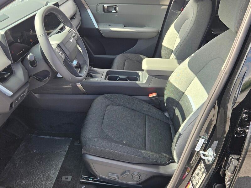 2027 Kia Seltos - $28,085