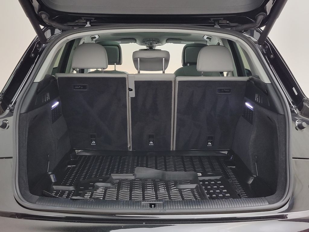 Thumbnail: 2019 Audi Q5 - 10