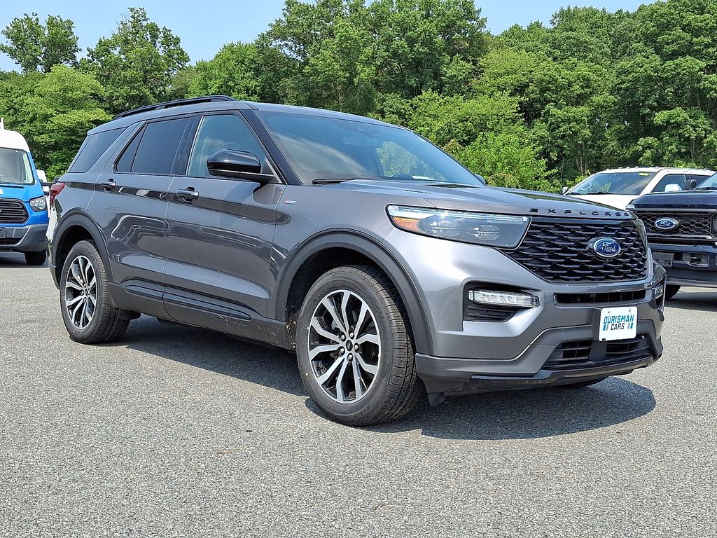 Carbonized Gray Metallic 2023 Ford Explorer SUV / Crossover All-Wheel Drive Automatic