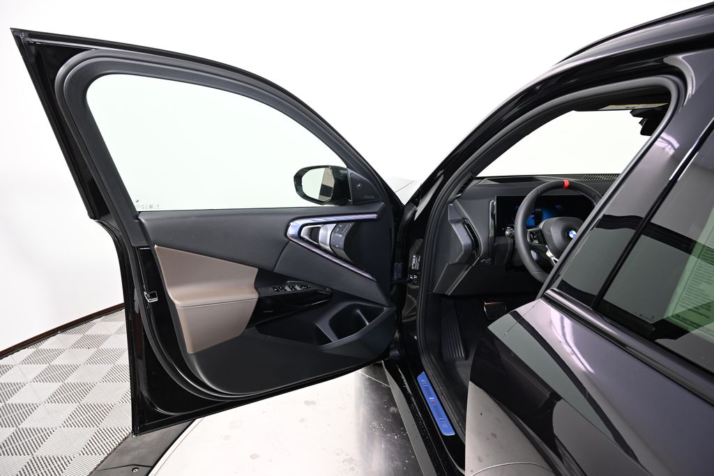 Thumbnail: 2026 BMW X3 - 22