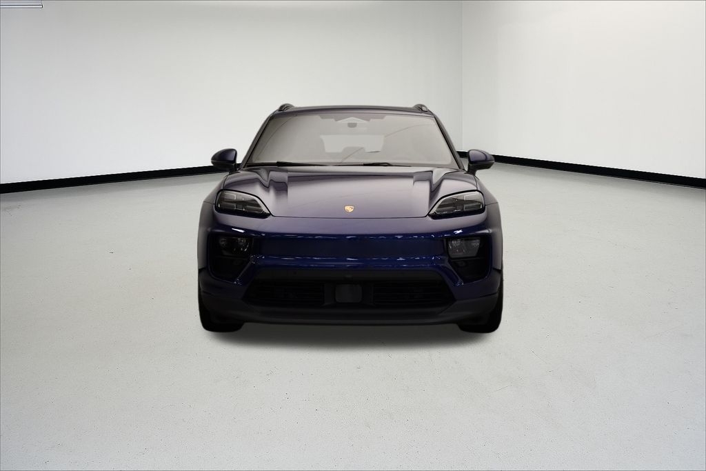 Thumbnail: 2025 Porsche Macan - 10