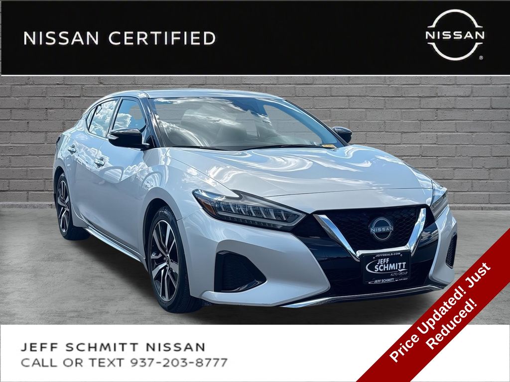 Brilliant Silver Metallic 2023 Nissan Maxima Sedan Front-Wheel Drive Continuously Variable Transmission