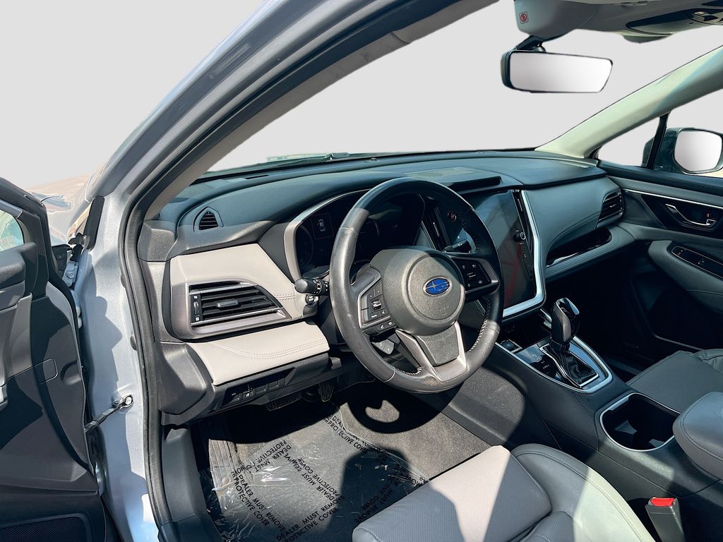 Used 2022 Silver Subaru Limited image 9
